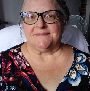 Meet your Posher, Deborah